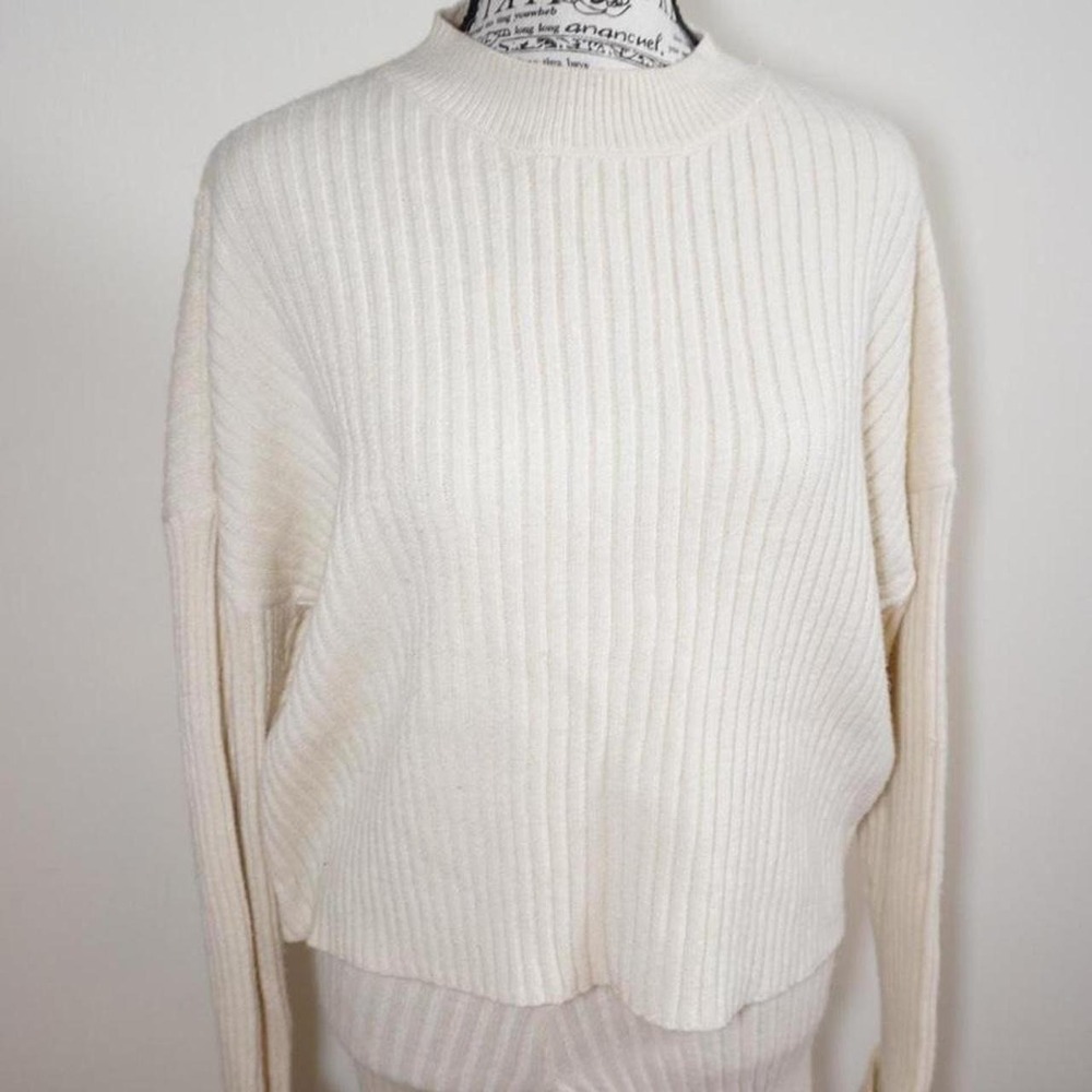 Cream ribbed knit two-piece set